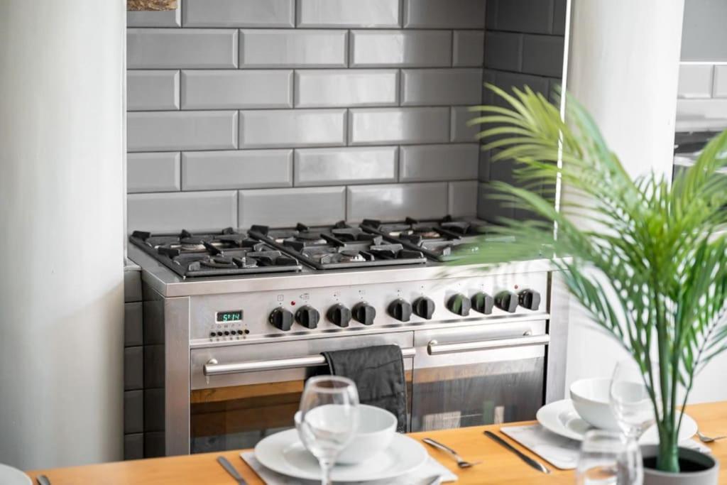 Spacious In The Heart Of West Yorkshire *